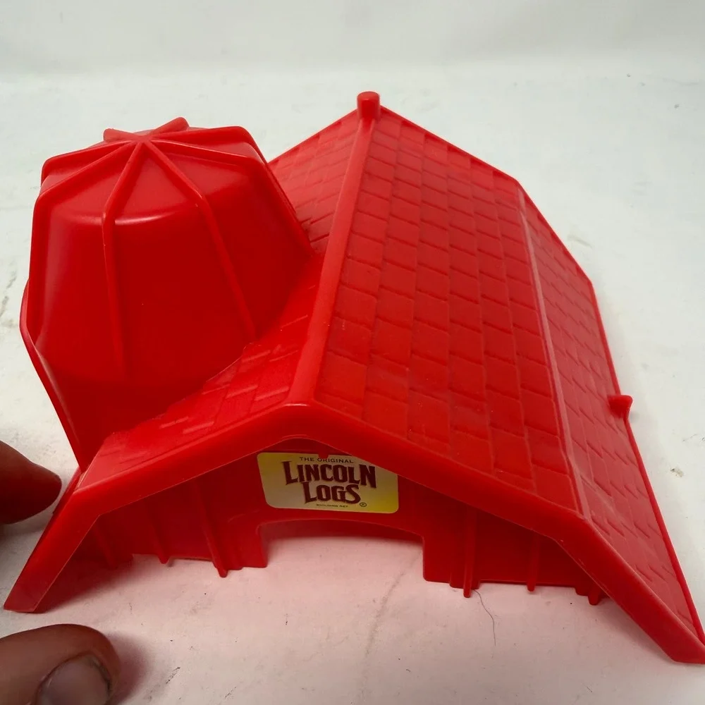 Vintage 1998 Lincoln Logs Red Plastic Barn Roof and Silo Replacement Piece 6659